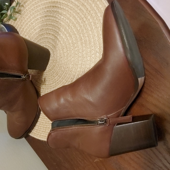 Thursday boots. Size 8.5  side zip - Picture 8 of 11